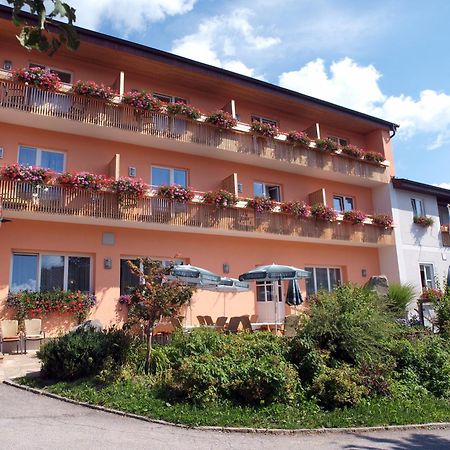 Ferienzimmer Paunger Miesenbach  Exterior photo